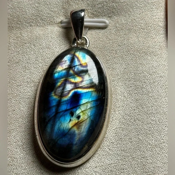 Jewelry - Blue labradorite Flashy Natural Stone 925 Silver Pendant